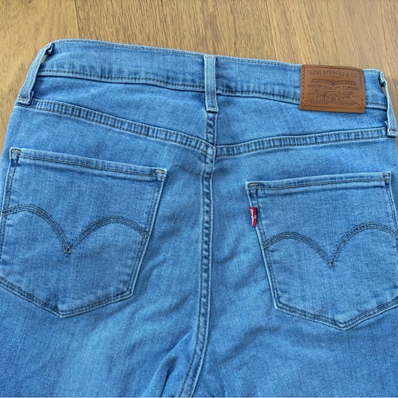Levi’s 724 high rise straight - Picture 3 of 3